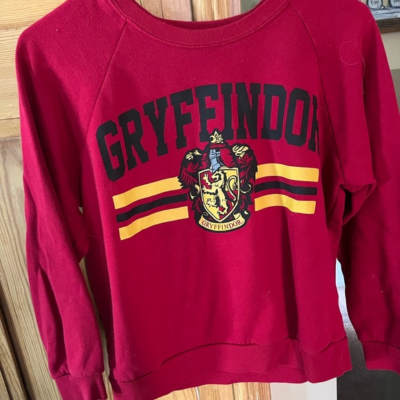 Gryffindor Harry Potter Sweatshirt Crewneck. Maroon and Gold. Size Small. - Picture 1 of 5